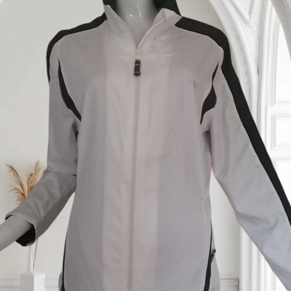 ATHLETIC WORKS S